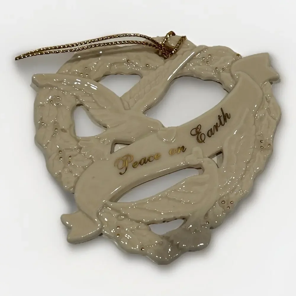 Lenox ~ “Peace on Earth” ~ PORCELAIN ORNAMENT ~ Gold Club Exclusive ~